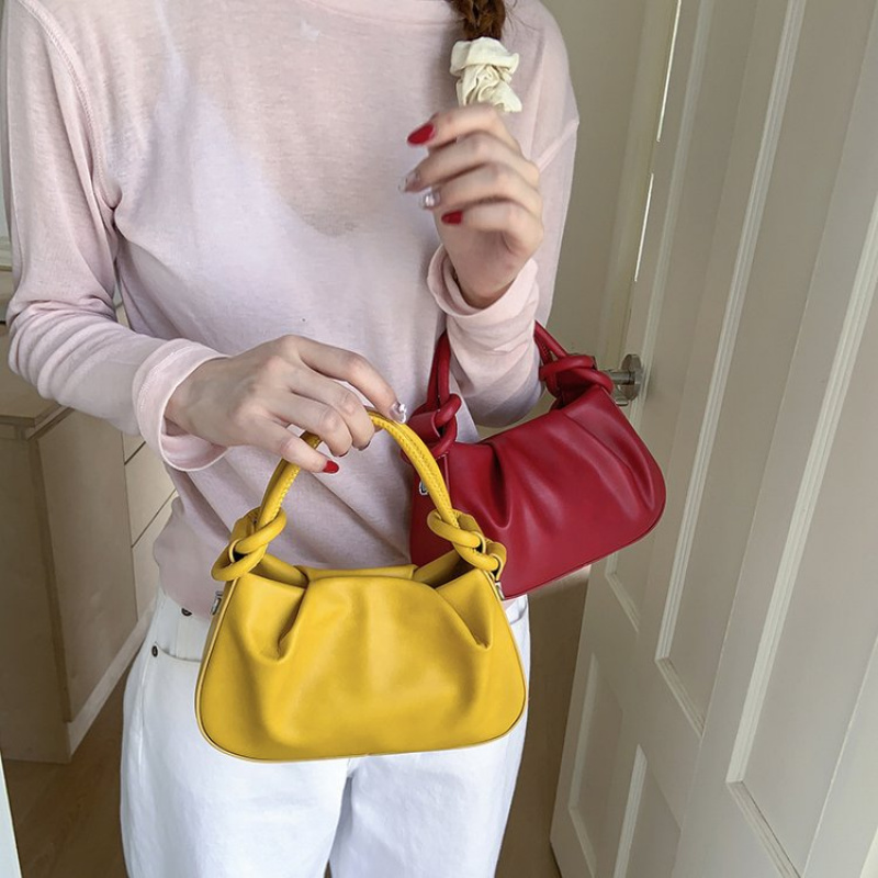 Luxury Brand Leather Women's C – Vintage Fashion In Paris Bewertung und Preis