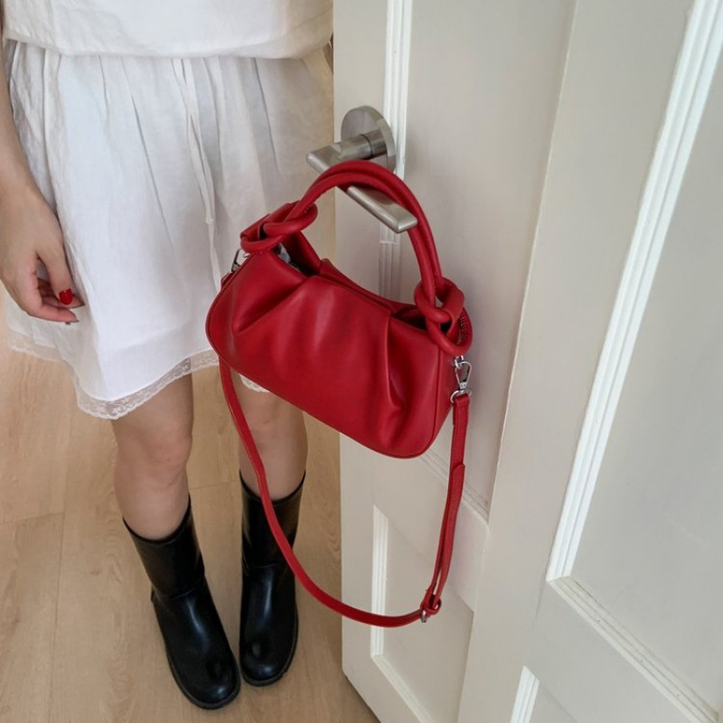 Luxury Brand Leather Women's C – Vintage Fashion In Paris Bewertung und Preis