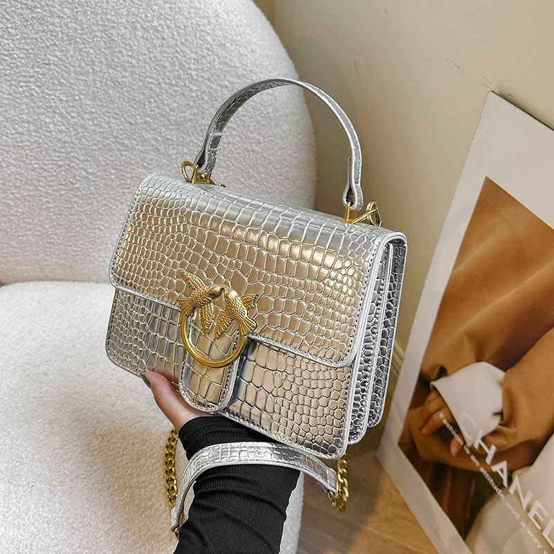 Classic Designer Paris High En – Vintage Fashion In Paris Bewertung und Preis