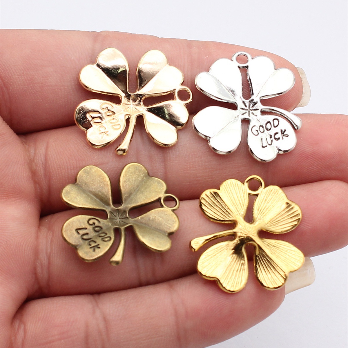 WYSIWYG 5pcs 28x26mm Kc Gold C – Vintage Fashion Tumblr Bewertung und Preis