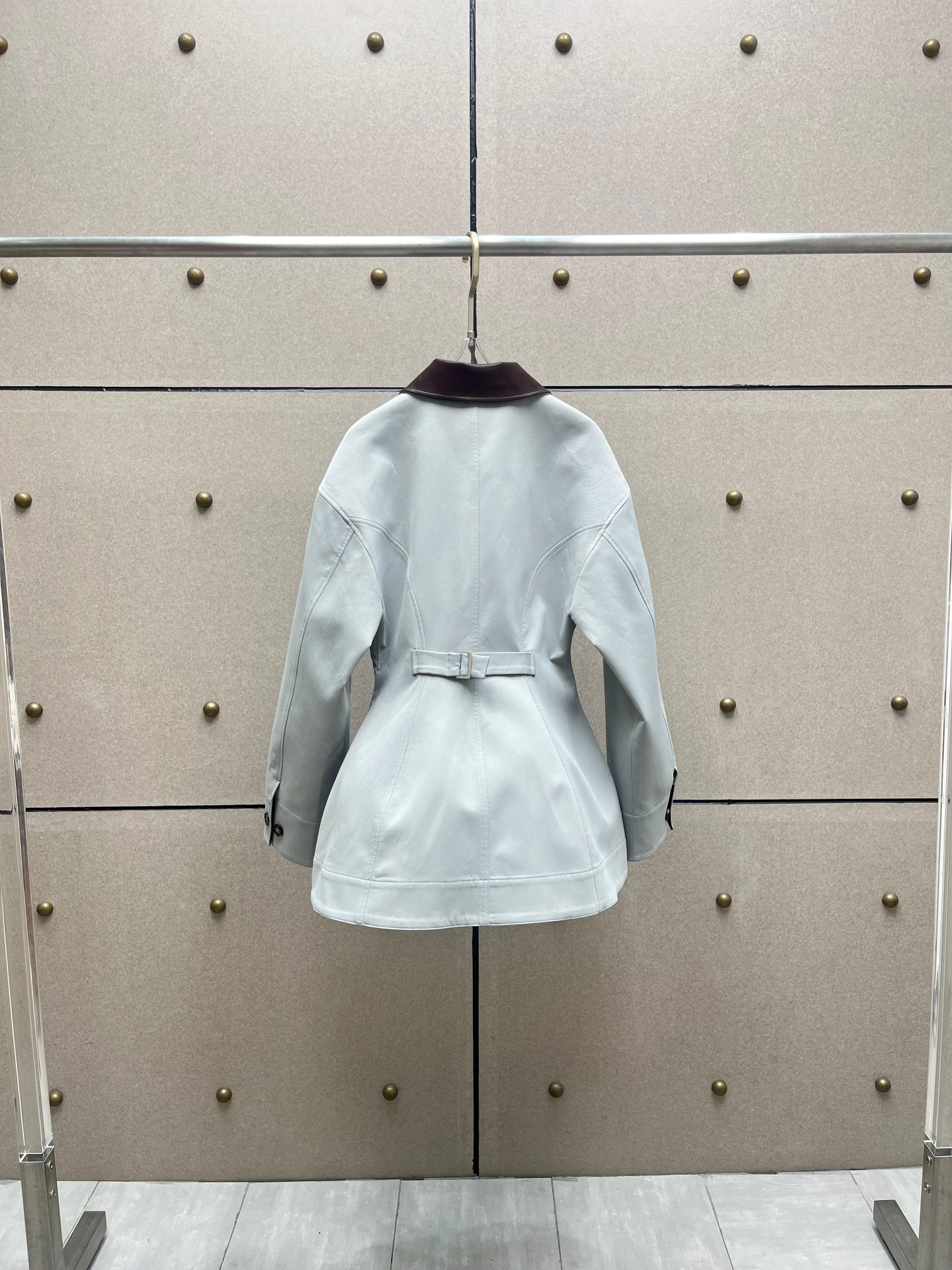 Leather-paneled jacket, a vint – Vintage Fashion Old Money Bewertung und Preis