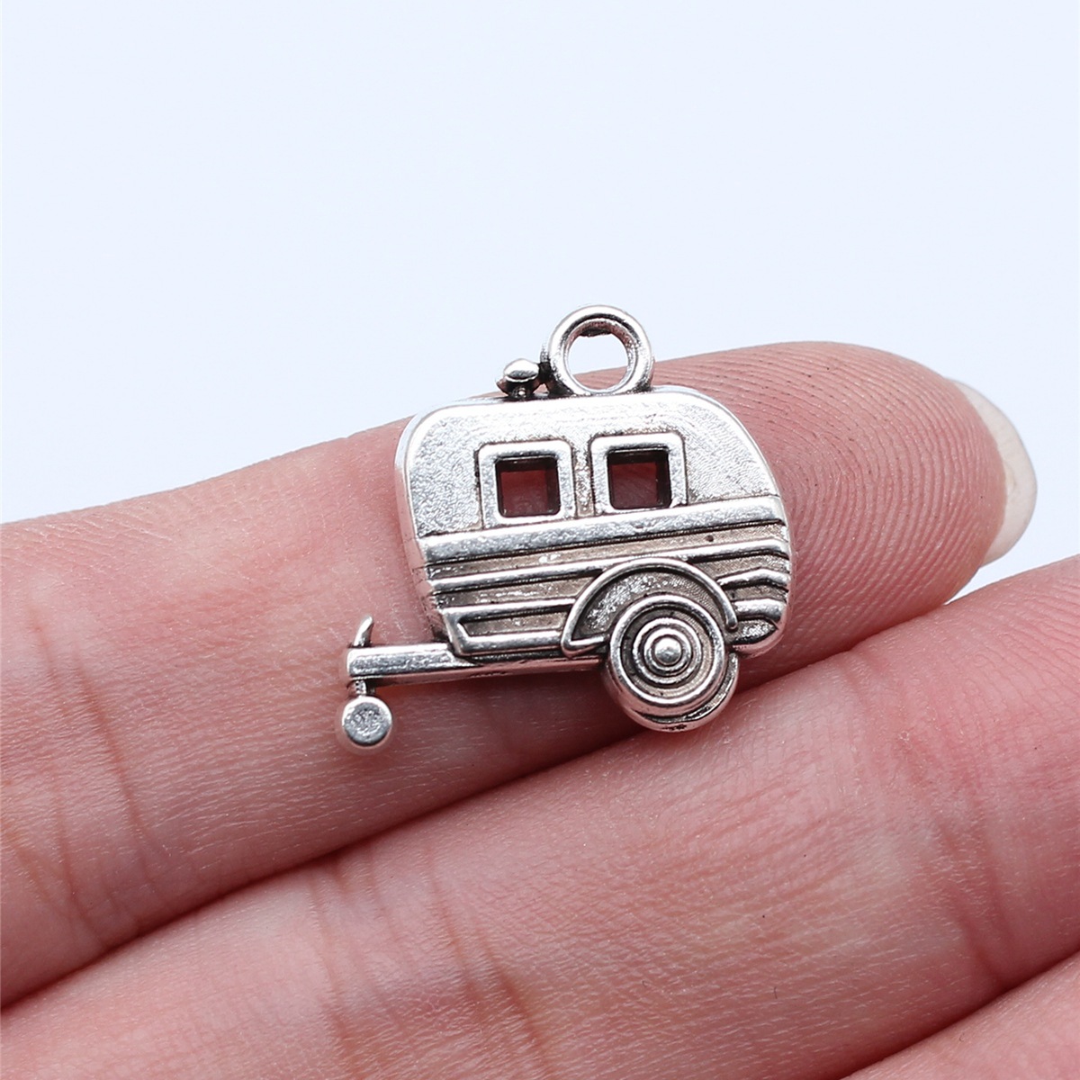 20pcs 19x18mm(0.75x0.71inch) A – Vintage Fashion Tumblr Bewertung und Preis
